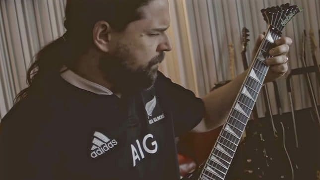 sepultura-release-machine-messiah-studio-diary-6-guitars-video-streaming-image