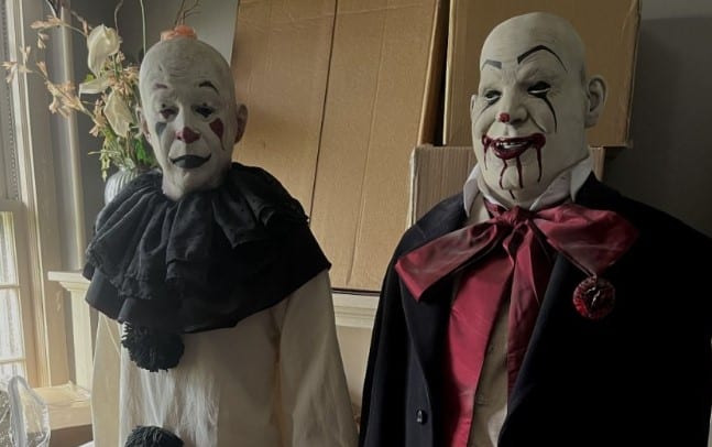 Creepy clowns from the movie